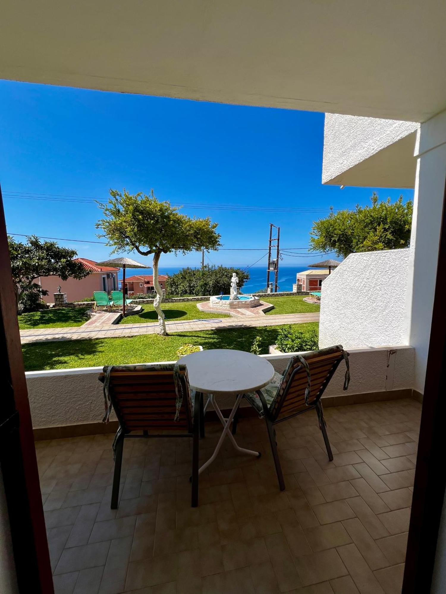 Ocean Front Studios 77 Lourdata  Quarto foto